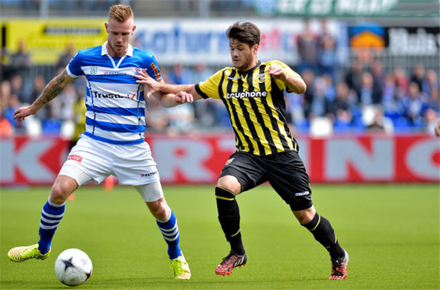 他为自己设 他为自己设