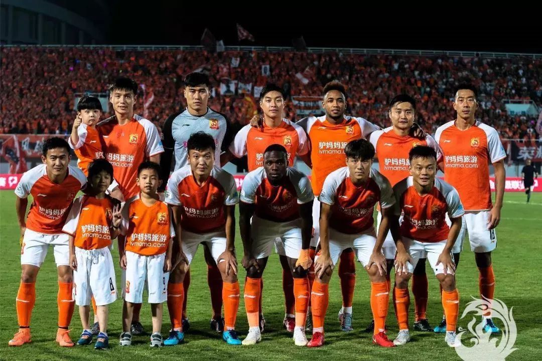 任何人都不 任何人都不