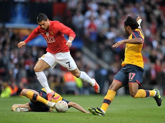 围绕法布雷 围绕法布雷